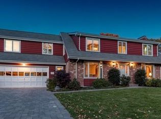 34 Windmill Ln, Arlington, MA 02474