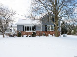 3610 S Newstead Rd, Akron, NY 14001