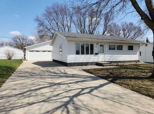 1101 Scott Ave, Waterloo, IA 50701