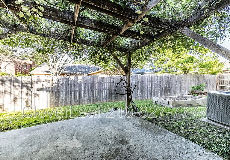 7426 Rainfall Park — Photo 39