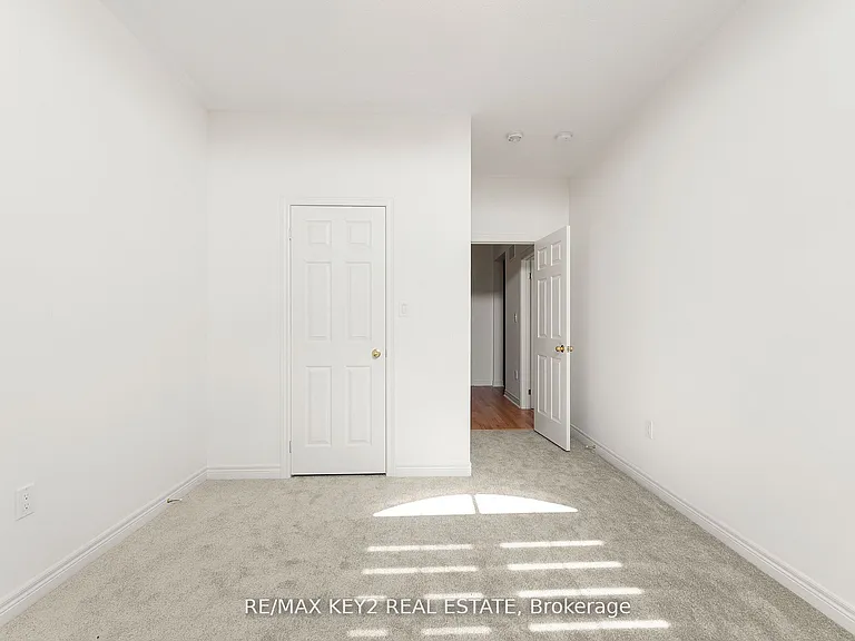 175 Hartney Dr — Photo 33