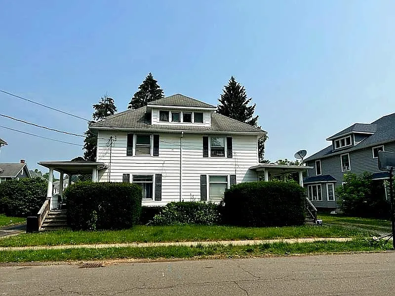 462 Cypress St photo 1