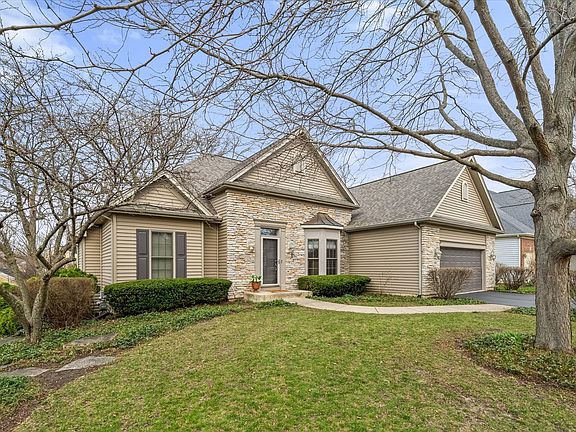 2nd image of 359 Johnson Woods Dr