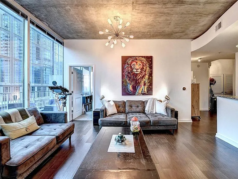 400 W Peachtree St NW #711 — Photo 14