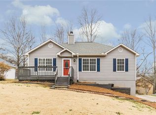 8955 Pine Tree Cir, Gainesville, GA 30506