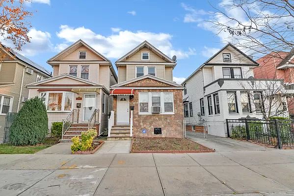 1st image of 122-08 Hillside Ave