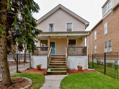 2814 N Springfield Ave, Chicago, IL, 60618