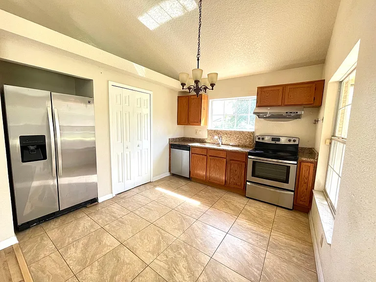 3029 Barrymore Ct — Photo 5