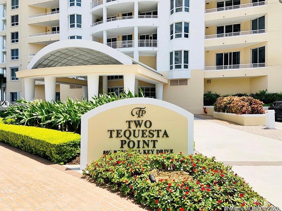 1st image of 808 Brickell Key Dr APT 1003