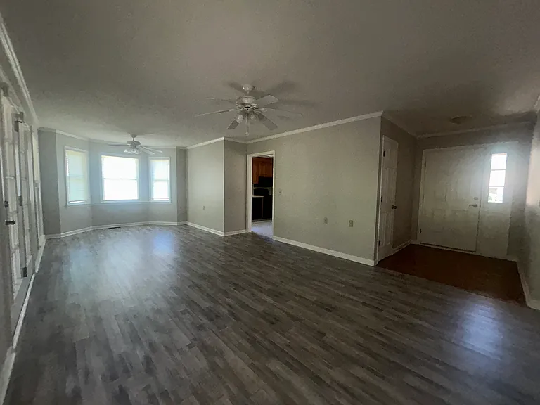 12 Hawthorne Trl — Photo 3
