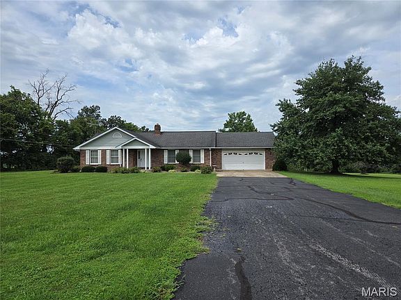 5th image of 103 Meadow Ridge Dr