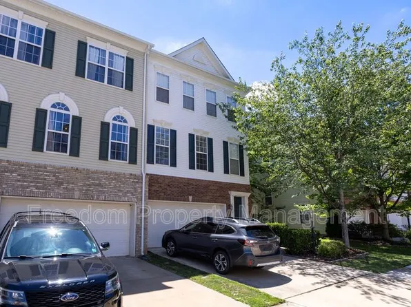 16021 Pitner St, Haymarket, VA 20169