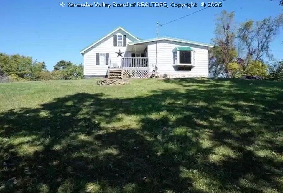 1st image of 25 Crooked Ridge Rd