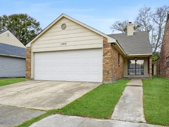 1763 Briar Oak Dr, Baton Rouge, LA 70810