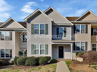 406 Whitehall Ct, Clayton, NC 27520