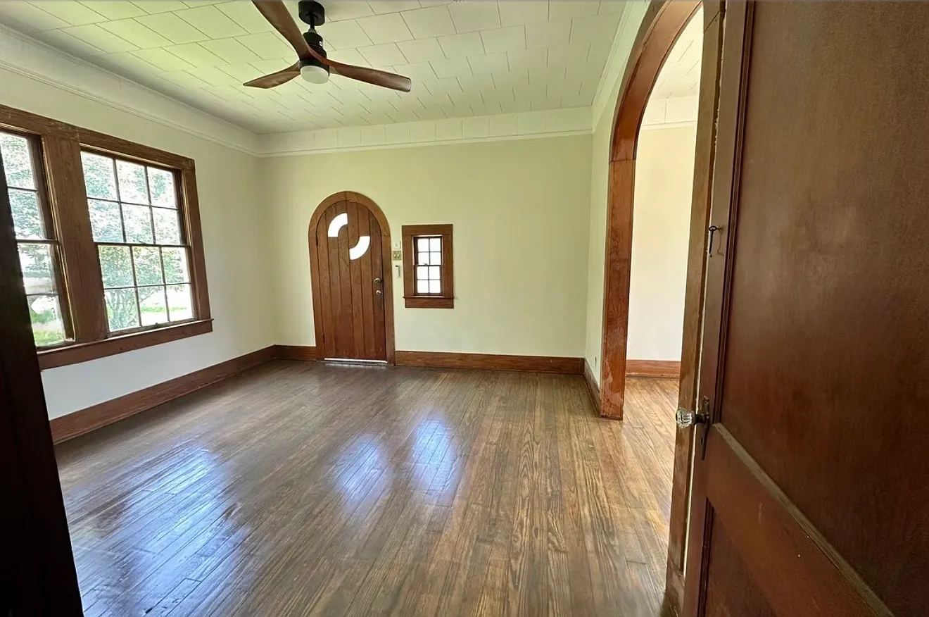 3 bed, 1386 sqft, $1,595 — Photo 2