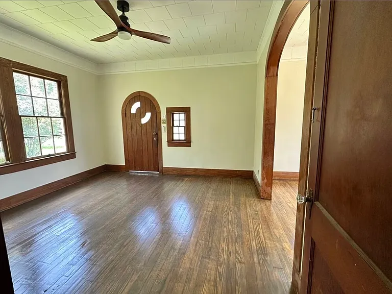 426 Bellevue St #A — Photo 2