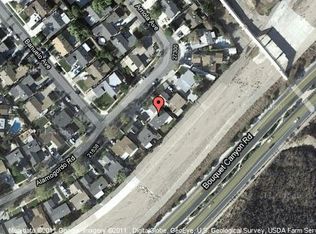 21818 Alamogordo Rd, Santa Clarita, CA 91350