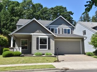 2577 NE Charlois Dr, Hillsboro, OR