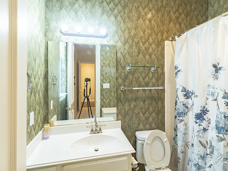 1053 Sir Lancelot Cir — Photo 23
