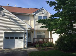 54 Twin Ponds Dr, Kingston, NY 12401