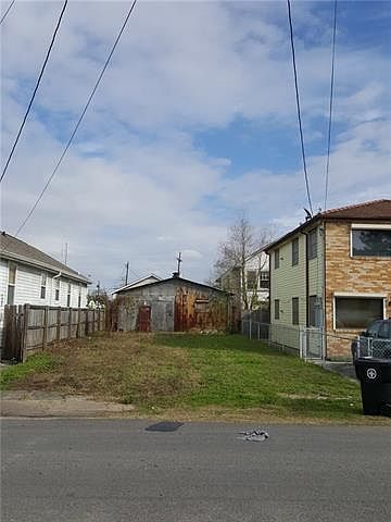 1st image of 2227 Eads St