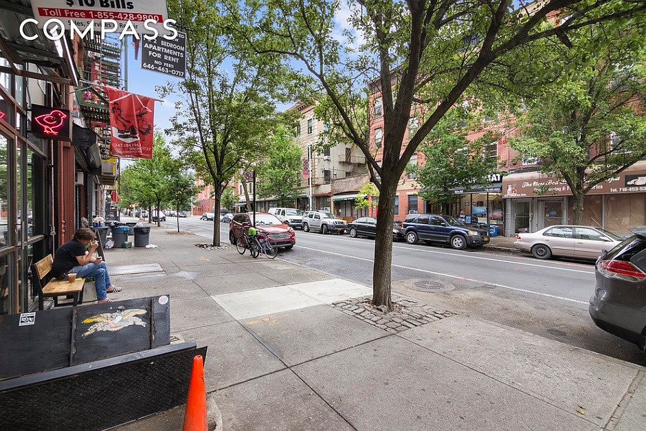 2nd image of 413 Tompkins Ave Ste 1