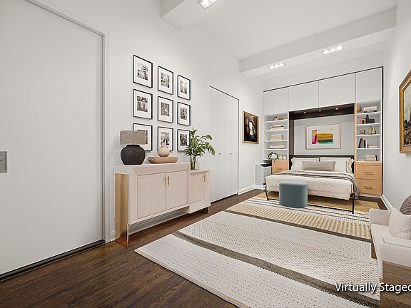 5th image of 252 7th Ave APT 7A