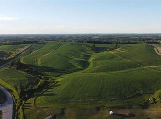 Quarry Rd, Mount Carroll, IL 61053