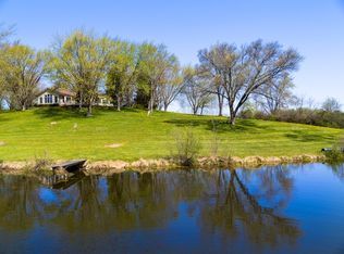 41W572 Powers Rd, Huntley, IL 60142