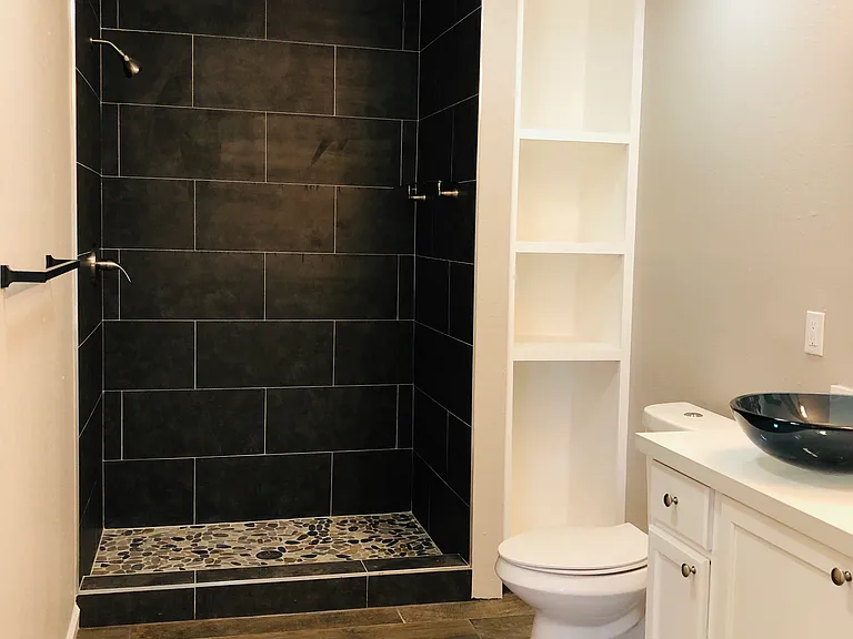 1813 Highland Park Ave — Photo 17