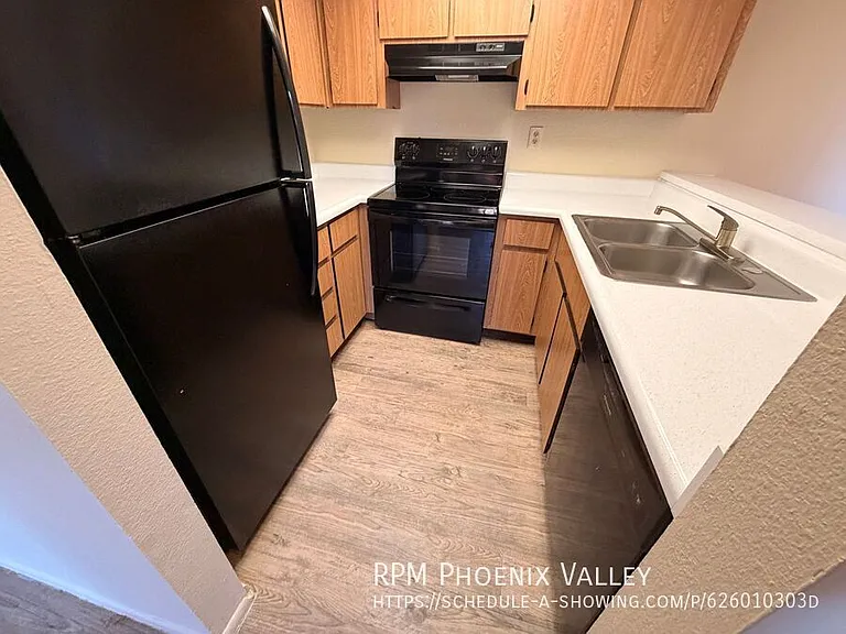 825 S River Dr — Photo 9