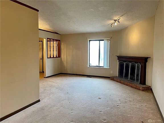 3rd image of 4976 Twin Woods Dr #978