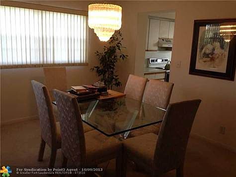 3rd image of 1601 Abaco Dr APT M3