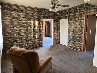 5th image of 420 W Maine St