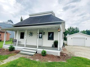 208 W Gale St, Williamsfield, IL 61489