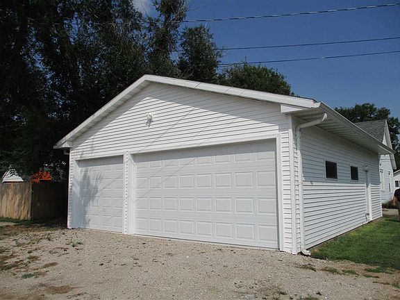 3rd image of 1704 Avenue D