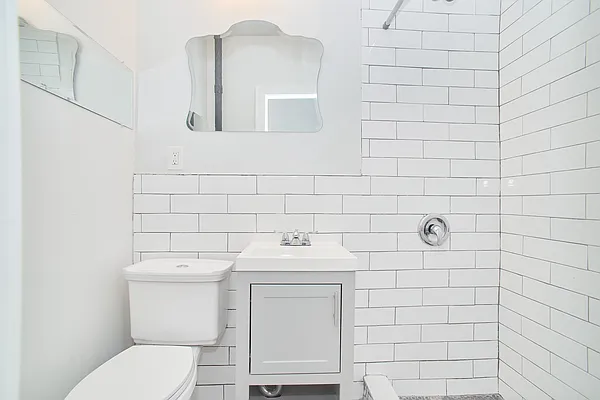 Rented by Halstead Real Estate | media 29