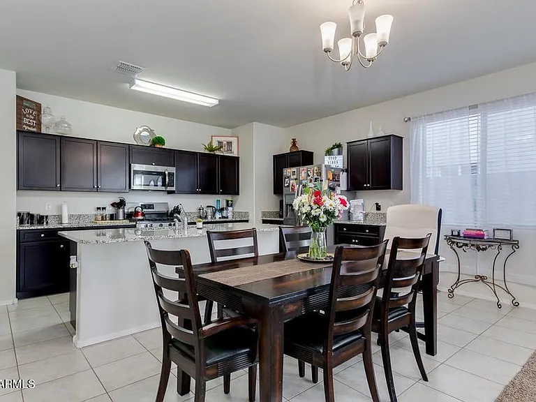 3138 N 303rd Dr — Photo 15
