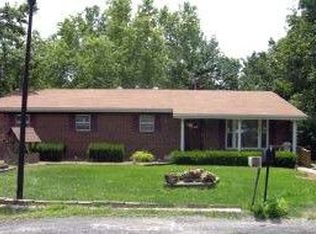 8440 Steelecrest Ln, Troy, IL 62294