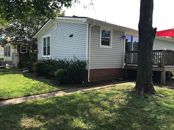 2nd image of 1105 Ocean Woods Ct