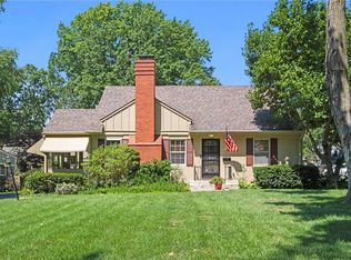5324 Fairway Rd, Fairway, KS 66205