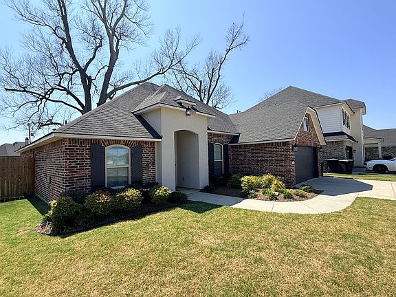 2nd image of 224 Cullom Dr
