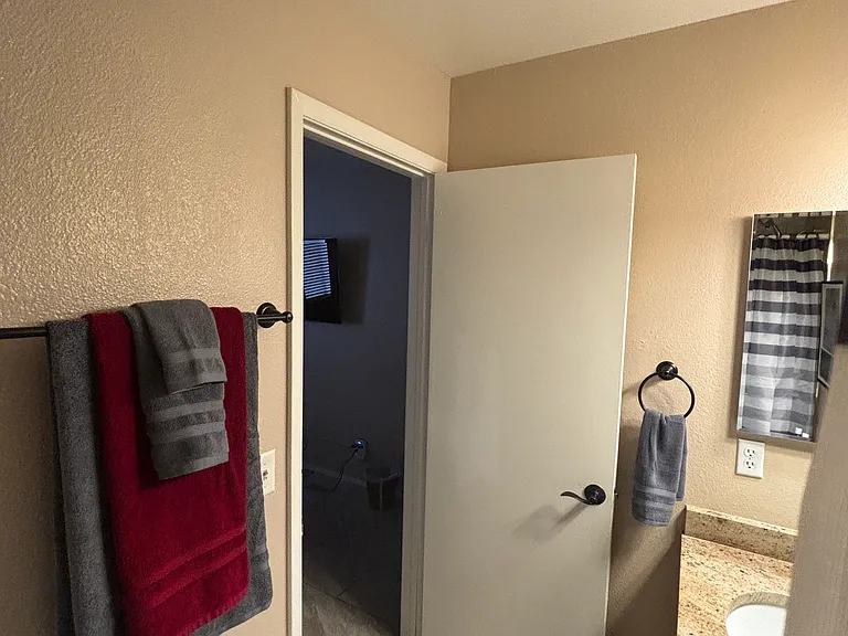 6600 Light Breeze Dr — Photo 11