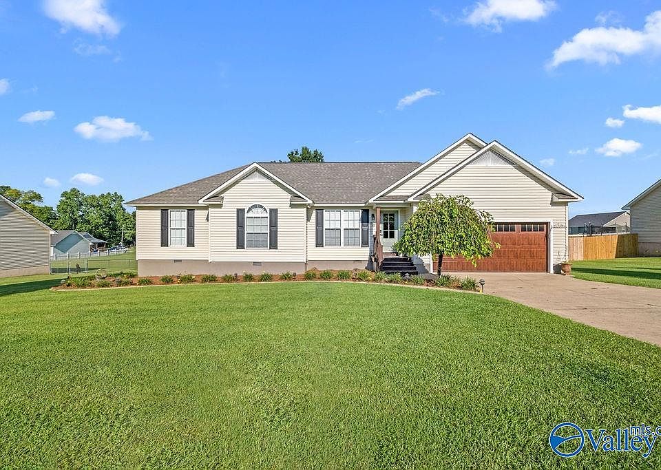 1st image of 66 Rachel Ln