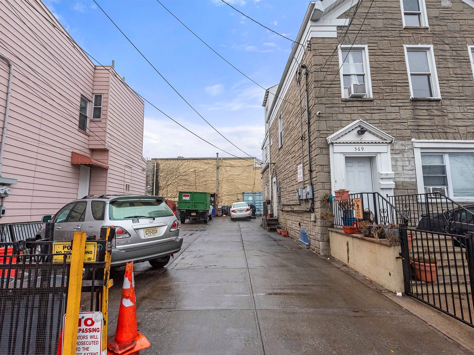 567 35th St, Union City, NJ 07087 | MLS #240001600 | Zillow