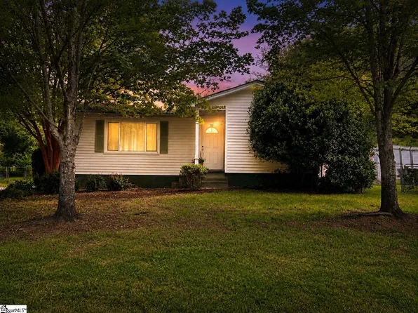 207 Saint Lo Cir, Easley, SC 29640
