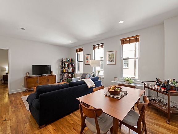 2nd image of 123 Boerum Pl APT 2B