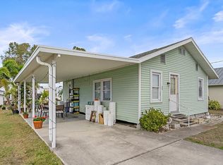 1126 Graber Ave, Sarasota, FL 34237