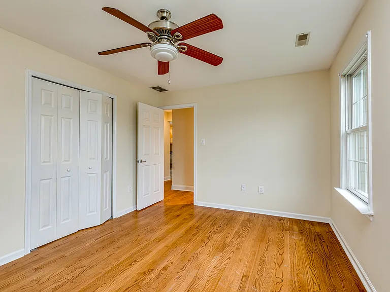 289 James St #2 — Photo 13